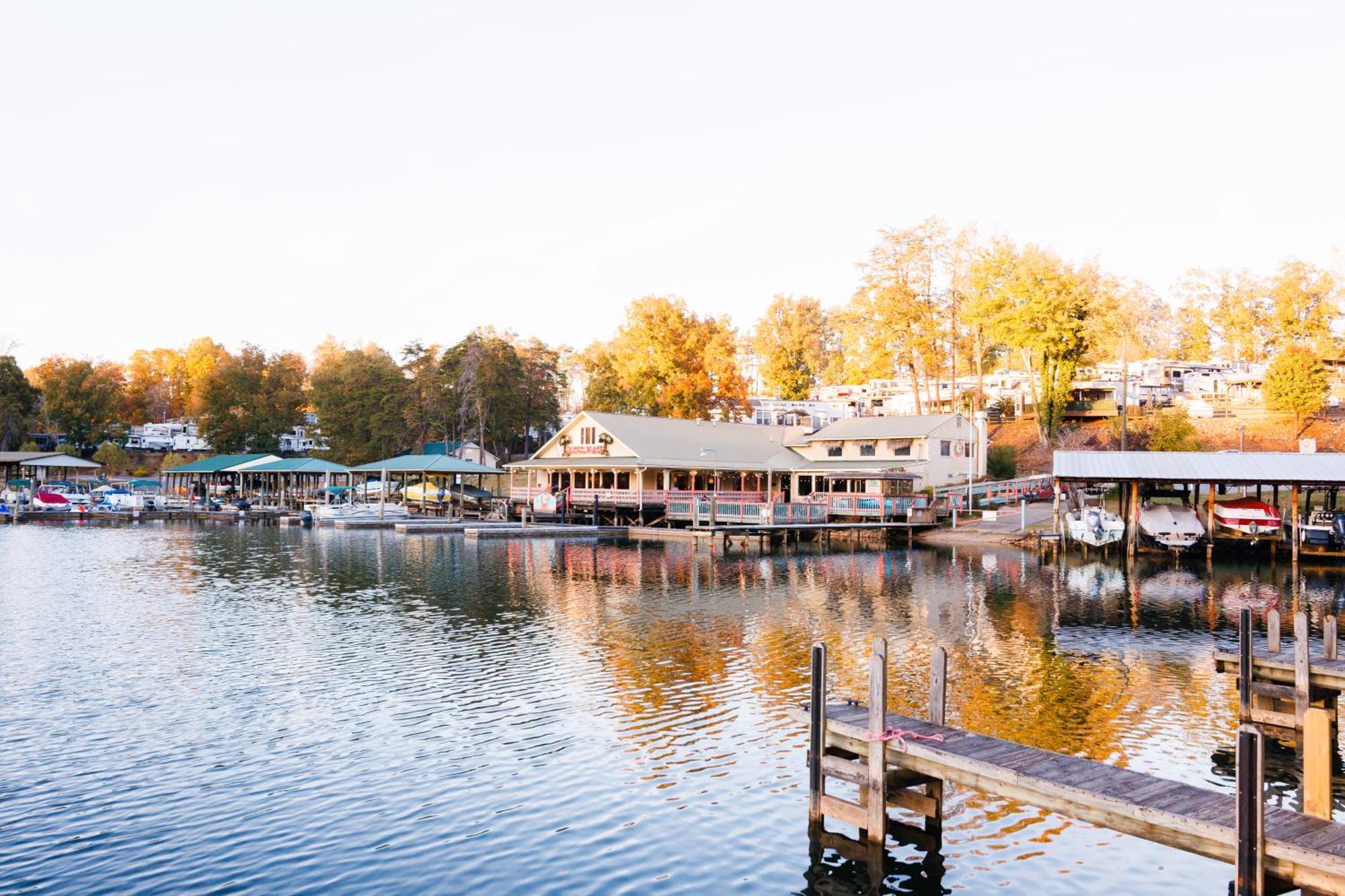 Moneta Halesford Harbour Resort - Smith Mountain Lake מראה חיצוני תמונה