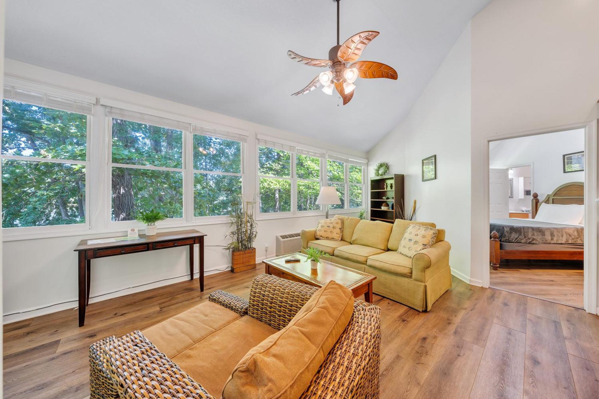 Moneta Halesford Harbour Resort - Smith Mountain Lake מראה חיצוני תמונה