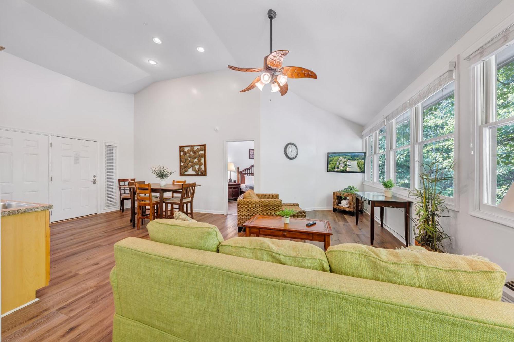 Moneta Halesford Harbour Resort - Smith Mountain Lake מראה חיצוני תמונה
