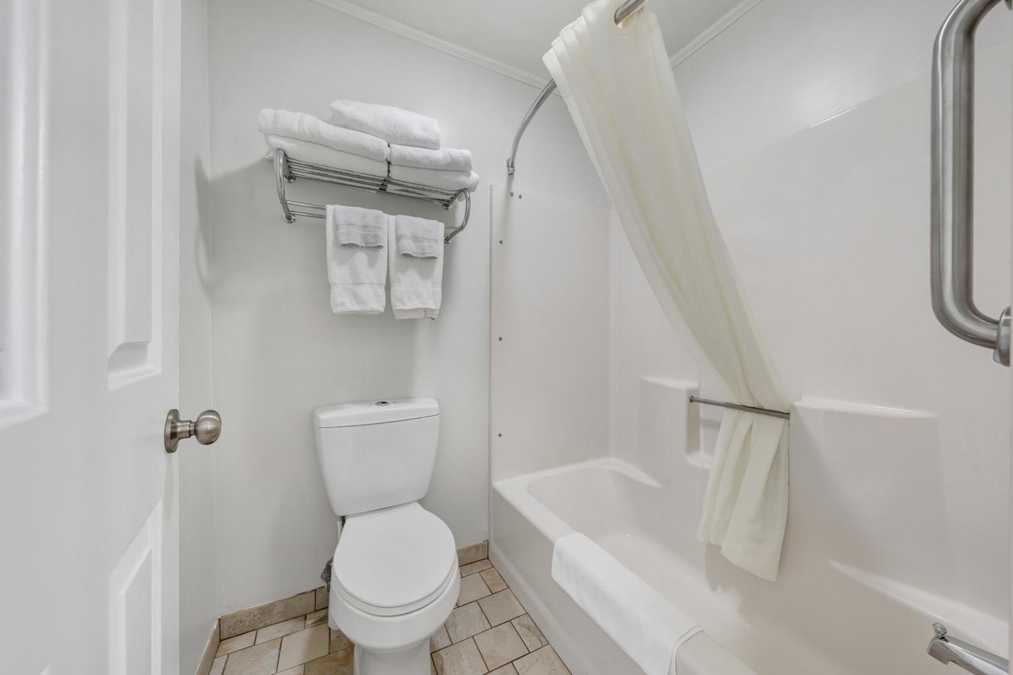 Moneta Halesford Harbour Resort - Smith Mountain Lake מראה חיצוני תמונה